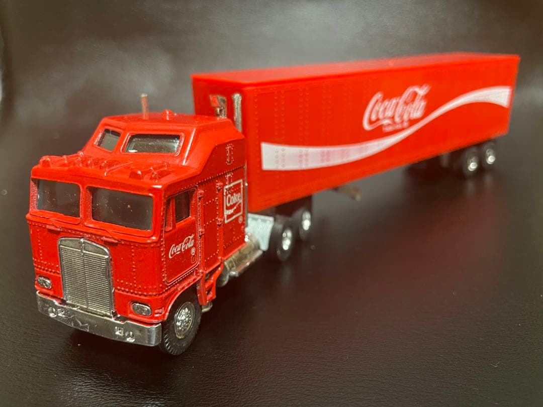 コカコーラ ダイキャストメタル 4PIECE TRUCK SET