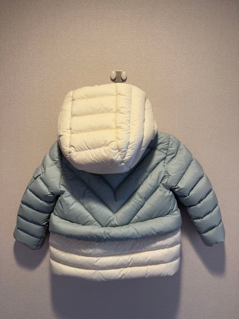MONCLER 水色と白のダウンコート　サイズ85cm 美品