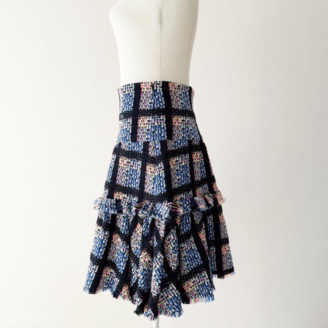 美品 CHANEL 09P ミックスツイードフレアスカート ロゴプレート 42