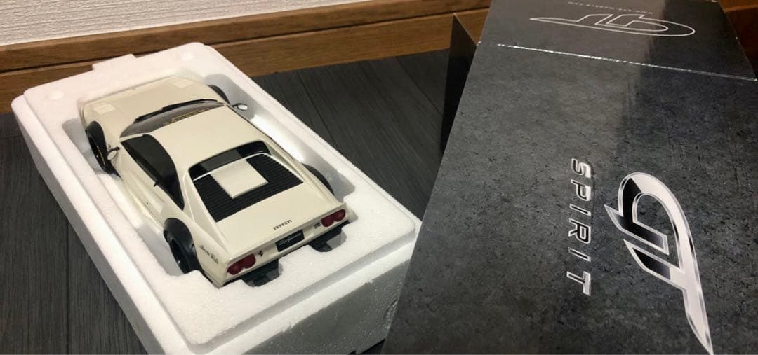 LBワークス GTスピリット1/18 フェラーリ308GTB 400台限定