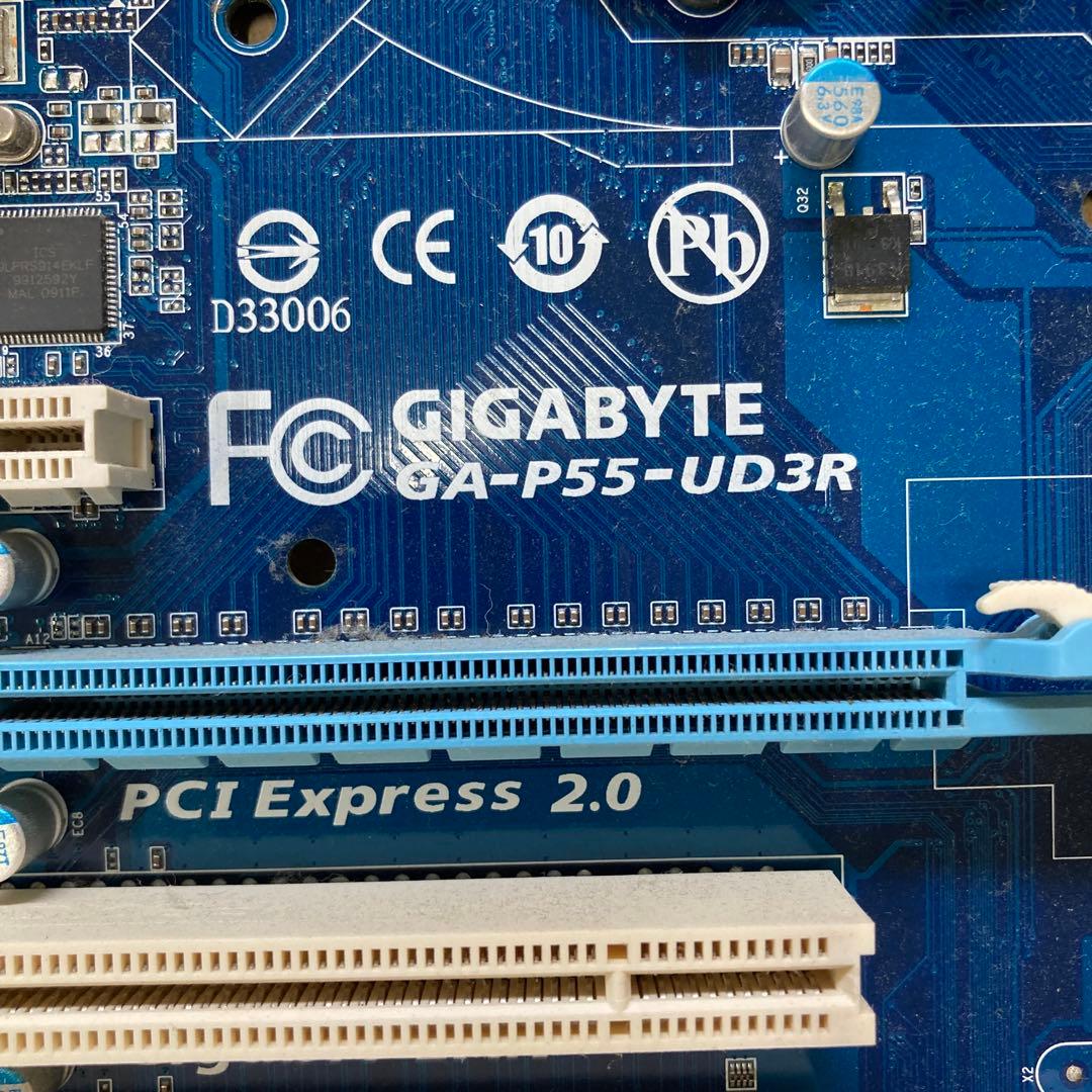 GIGABYTE GA-P55-UD3R マザーボード