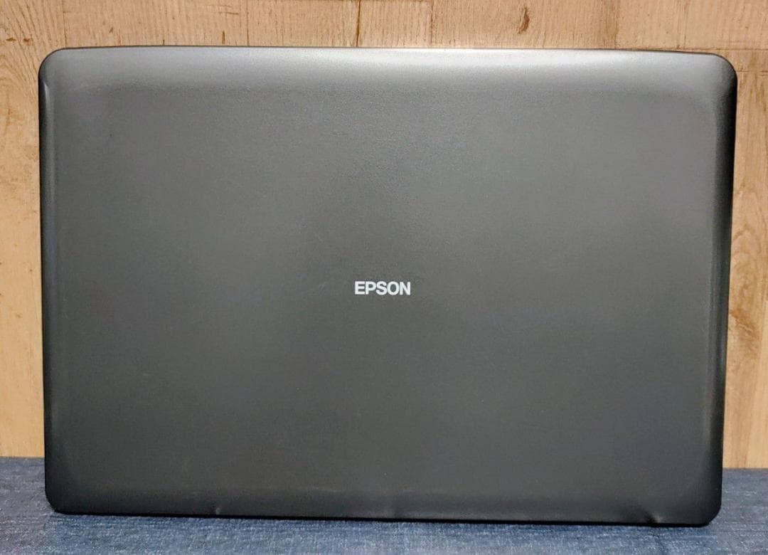 EPSON ノートパソコン Corei7 メモリ8GB SSD256GB DVD