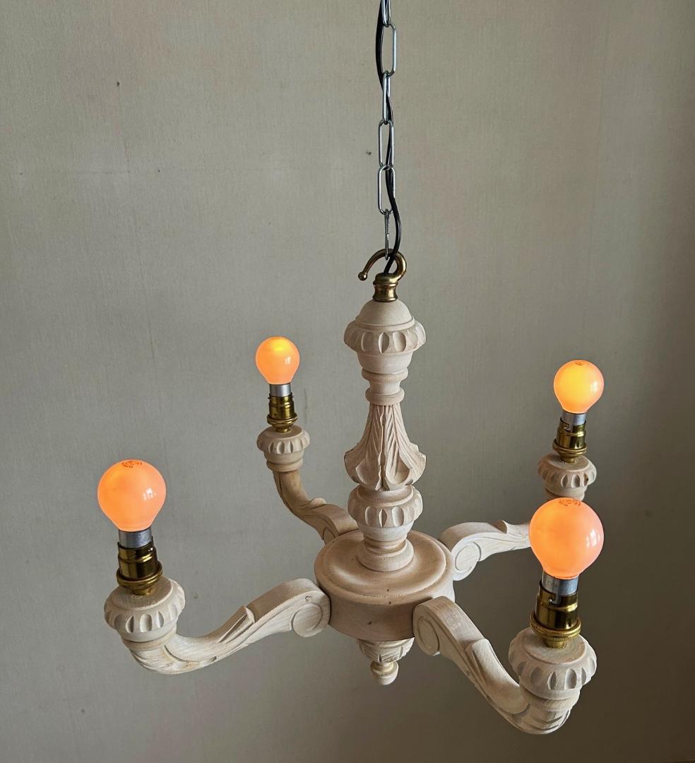 フランスアンティーク　木製シャンデリア　４灯　シャビー　店舗什器