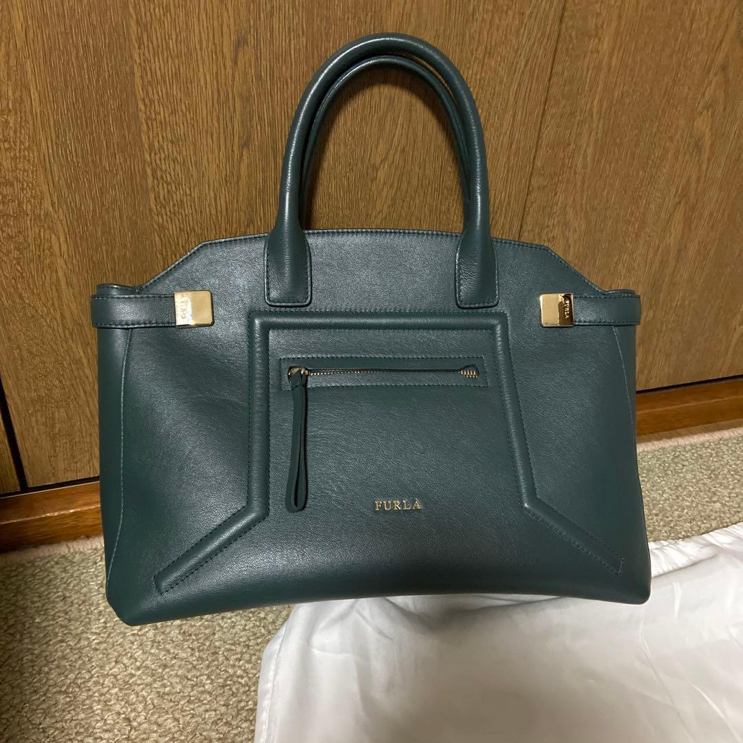 FURLA ダークグリーン ショルダーバッグ
