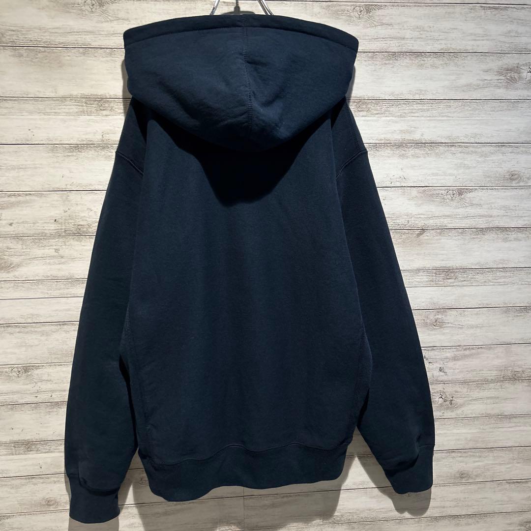 【即完売モデル】シュプリーム☆センタースモール刺繍ロゴ　人気デザイン　パーカー