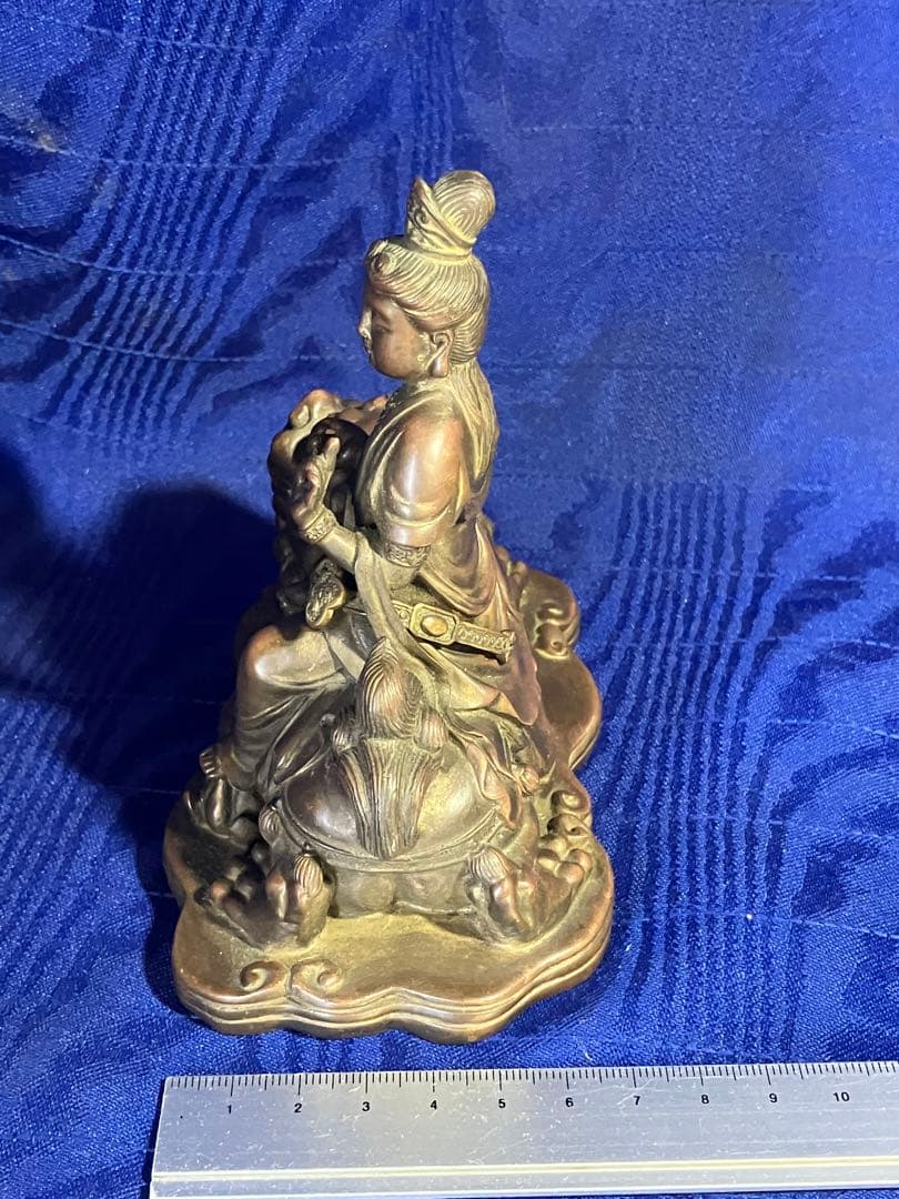 観音様　獅子　銅　真鍮　観音菩薩　仏像