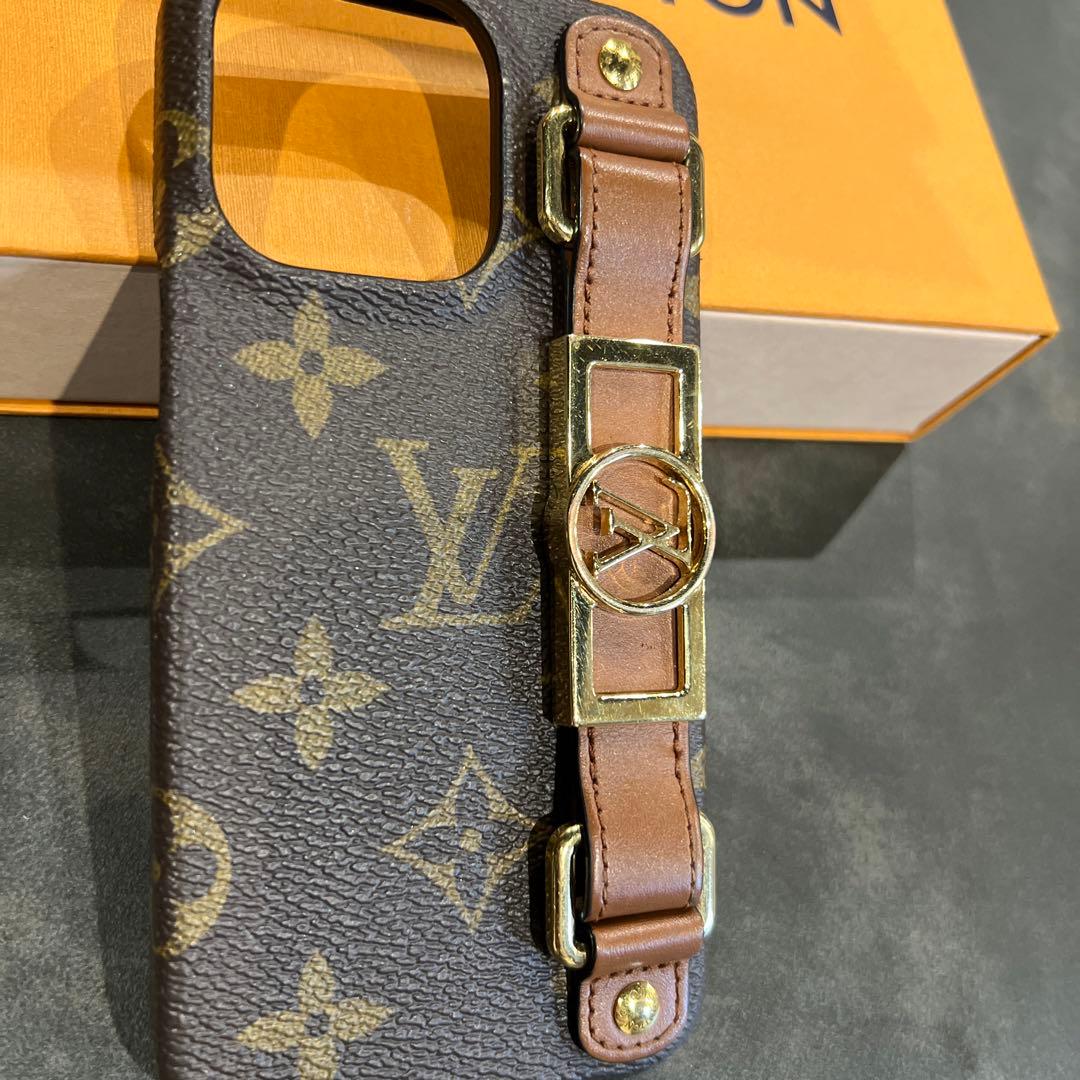 完売品❗️ルイヴィトンスマホケース iPhone13pro