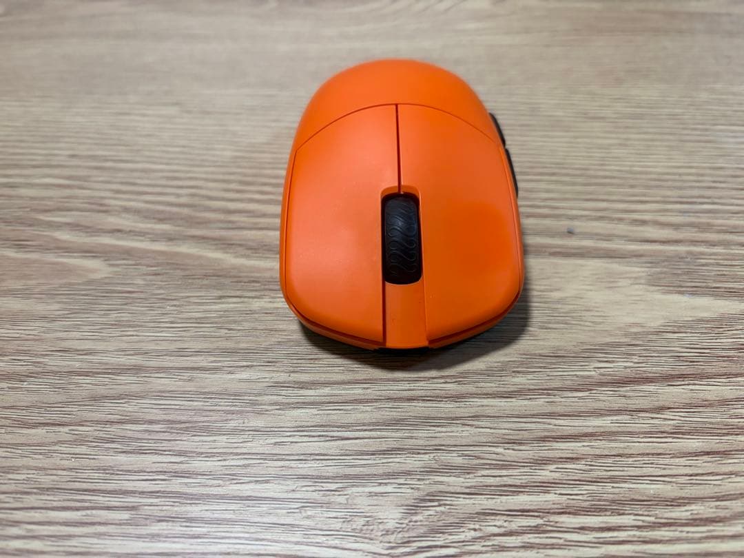 FNATIC MAYA X オレンジマウス 本体