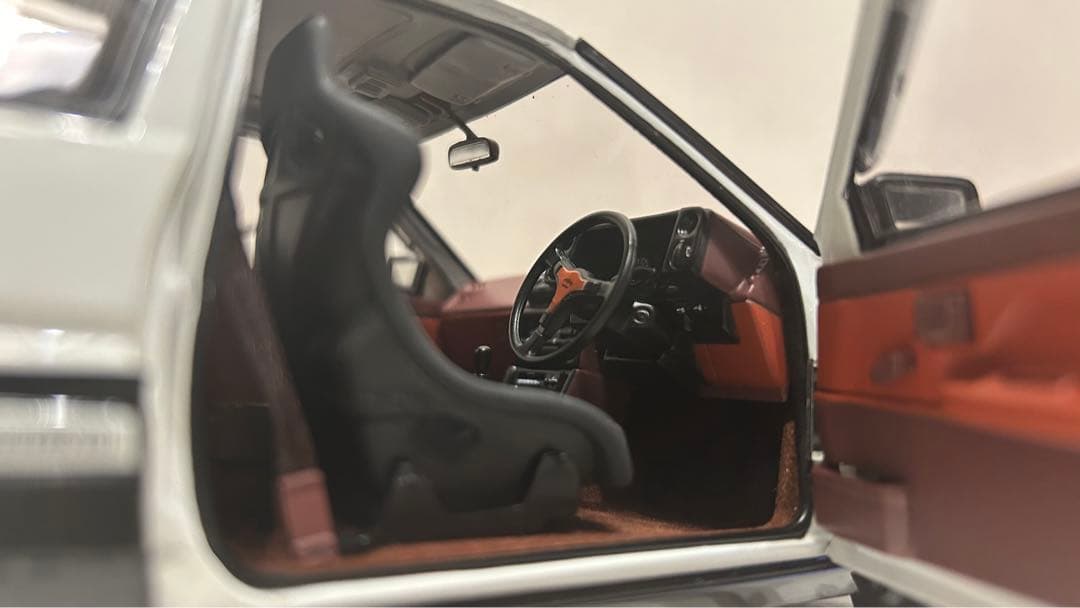 Autoart 1/18 AE86『頭文字D』 プロジェクトD ver.