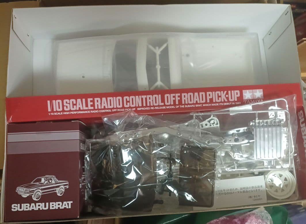 タミヤ　スバルブラット　未組み立て　ボディ2種類　シルバーメッキフレーム　絶版