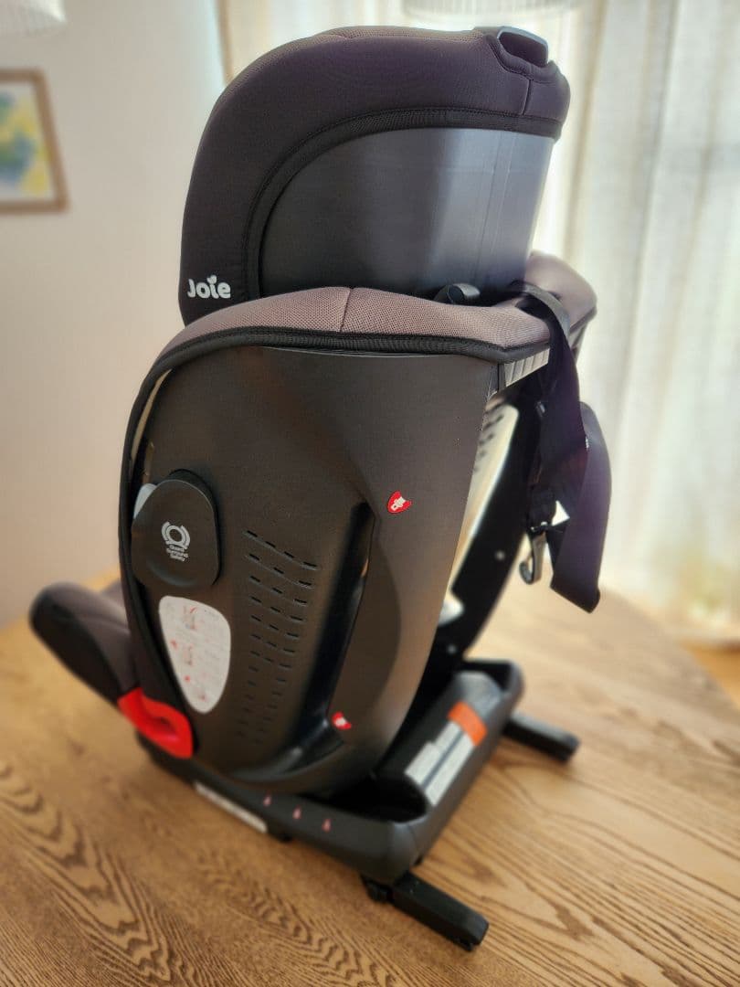 ジュニアシート　joie　 エンバー ISOFIX対応