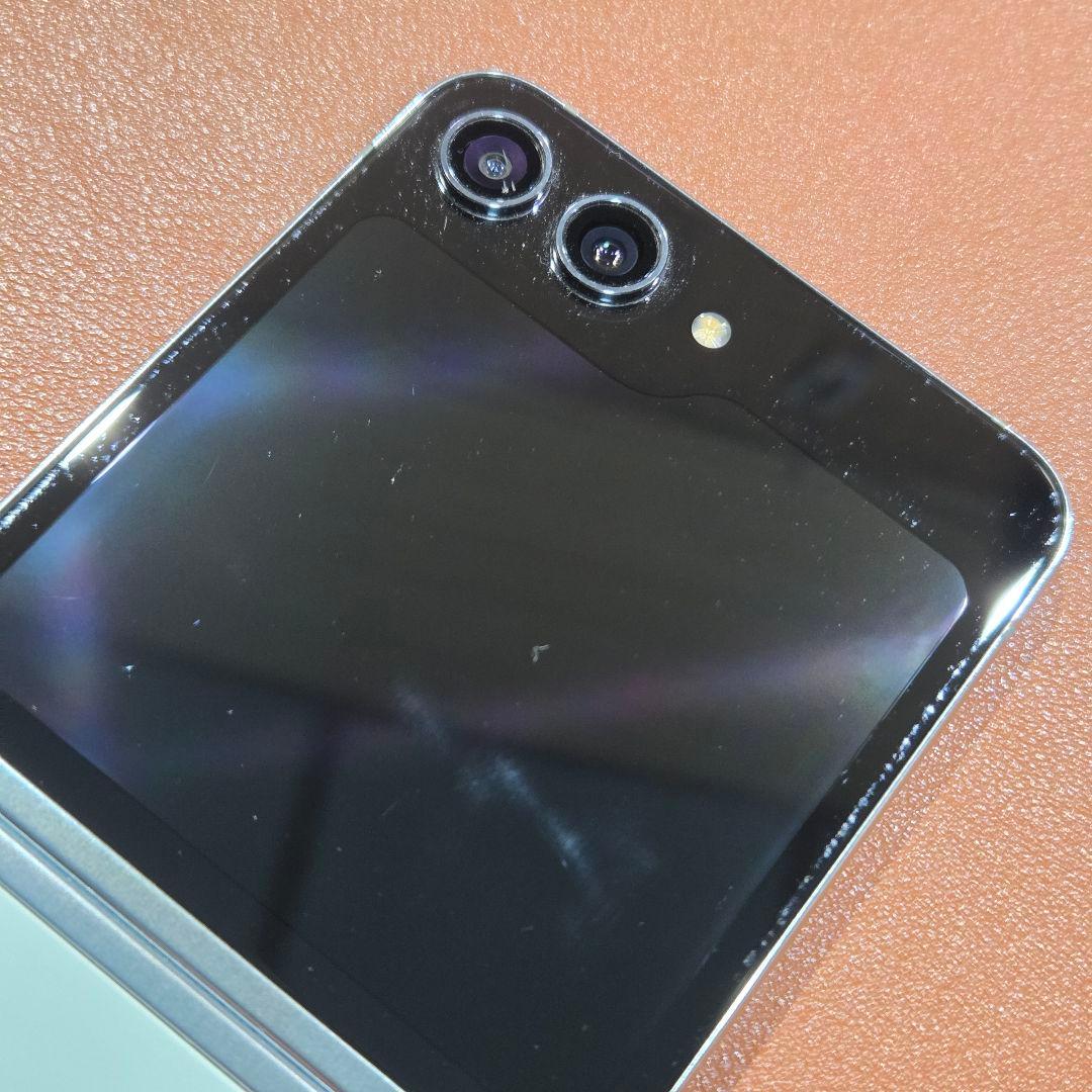 Galaxy Z Flip5 512GB ミント　韓国版