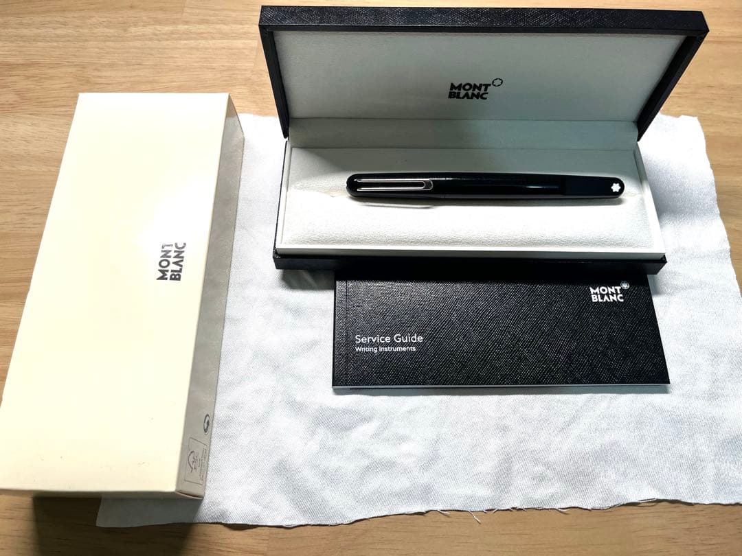 MONTBLANC モンブラン ローラーボール M　マーク　ニューソン