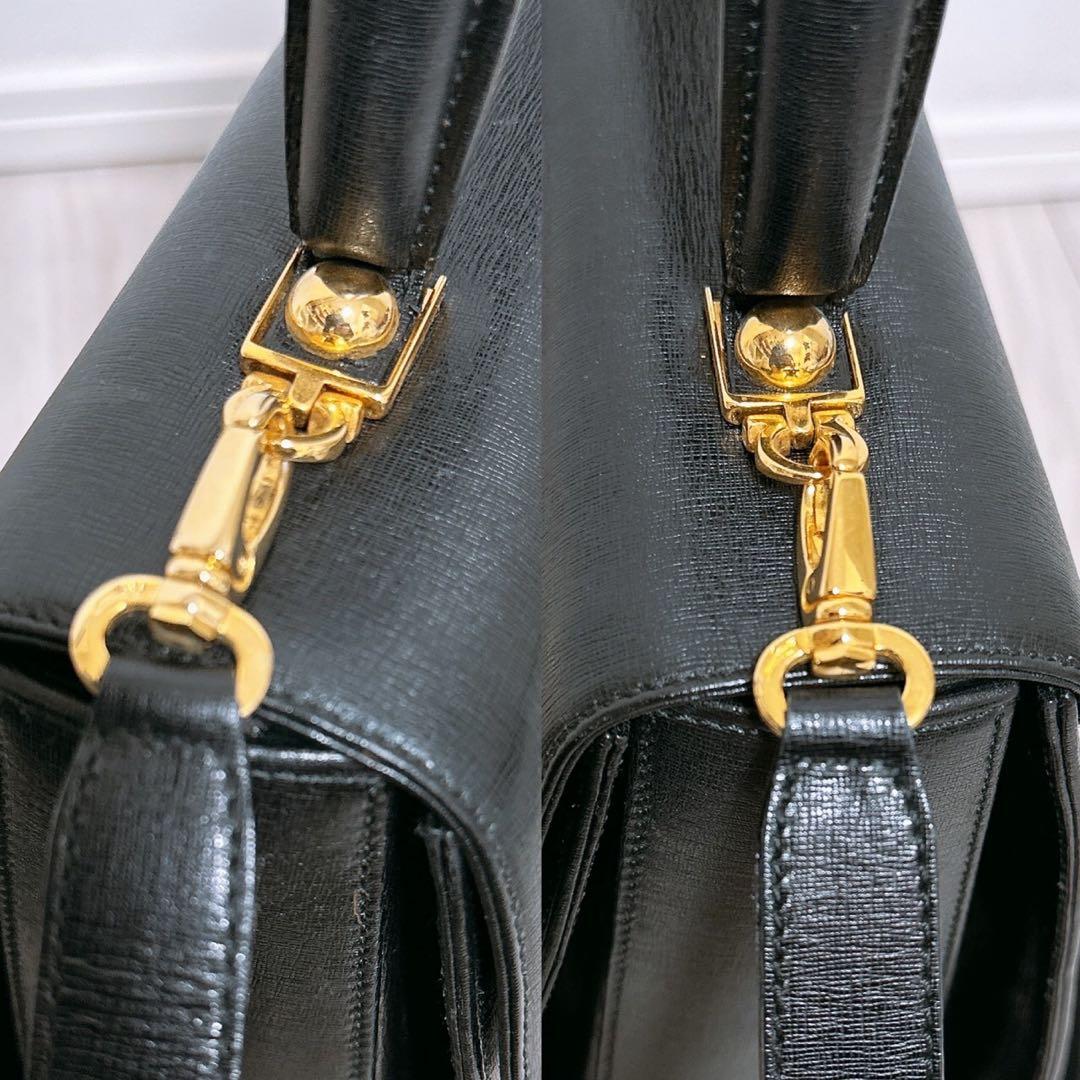 《美品》Ferragamo(フェラガモ)2wayバッグ