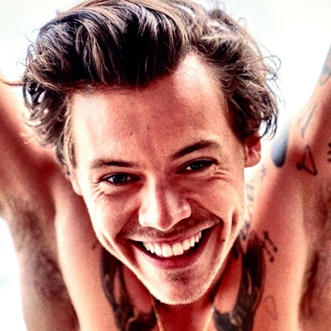 ハリー・スタイルズ直筆サイン入り2Lサイズ写真…