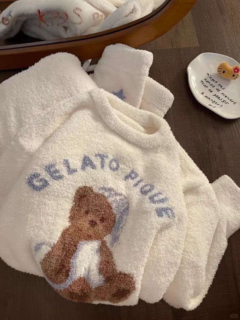 【新品未使用】テディベア柄　ルームウェア　ピンク. 002