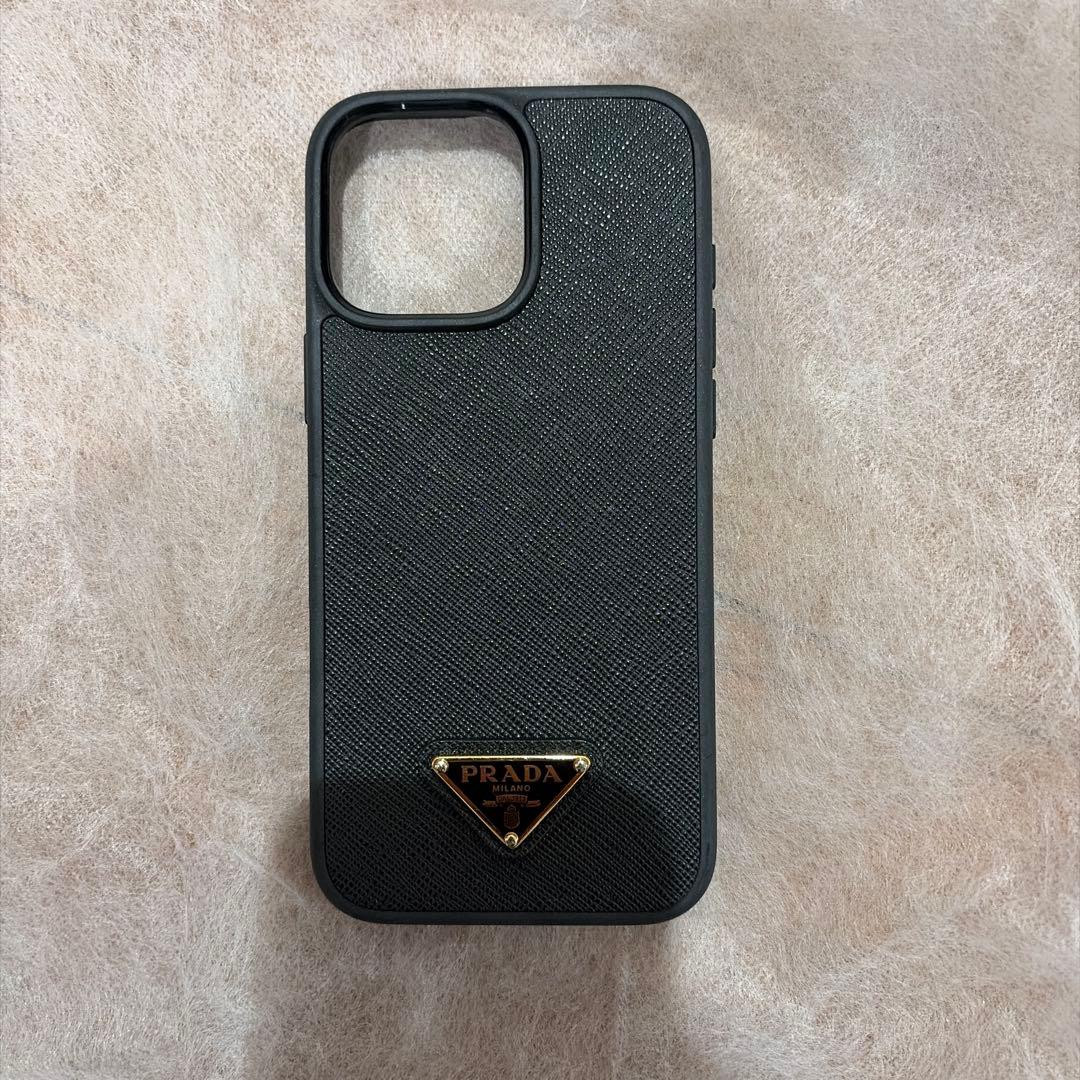 PRADA サフィアーノレザー iPhone 16 Pro Max用ケース