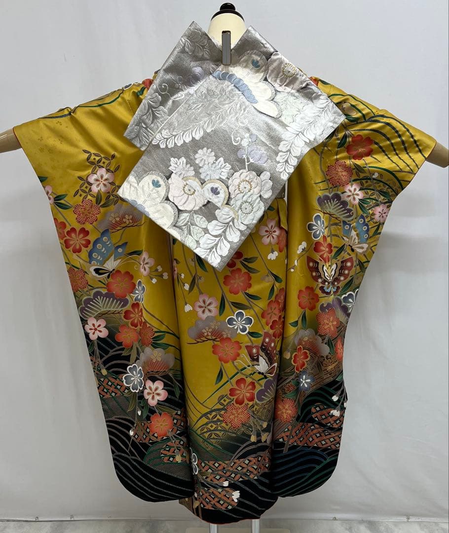 振り袖　フルセット　長襦袢付　イエロー　成人式　 金彩加工　刺繍入り　640