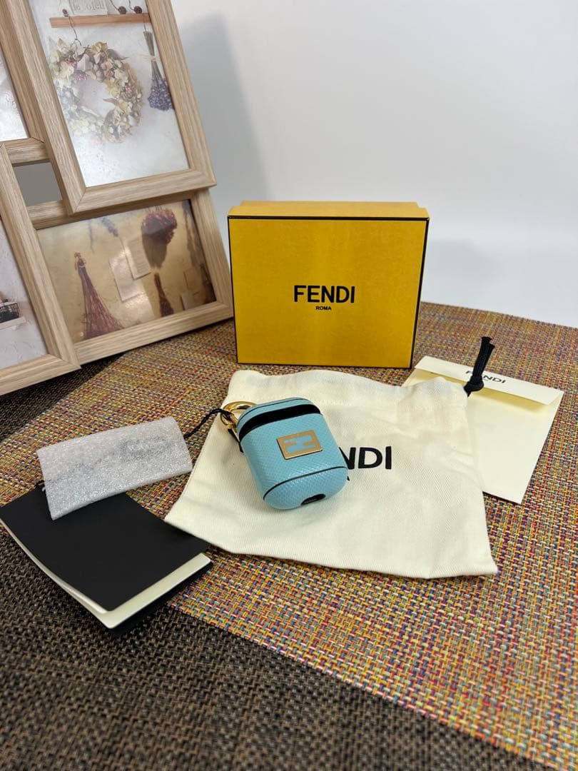 ✨未使用✨フェンディ FENDI Air Pods （第1・2世代）ケース