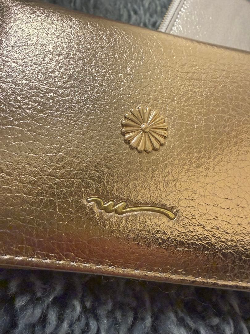 【新品未使用】菊の御紋入り　財布　牛皮使用　金　銀　カードケース小銭入れ