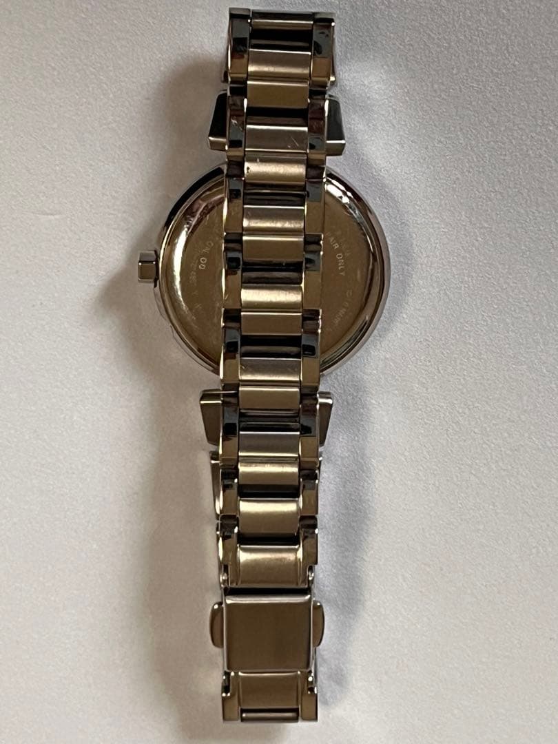 シチズン　クロスシー　電波ソーラー