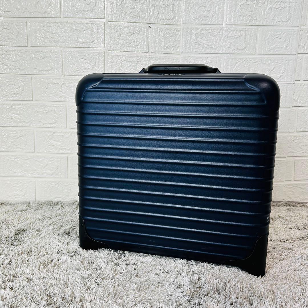 ★良品 リモワ スーツケース サルサ ビジネストローリー 23L 機内持込みOK