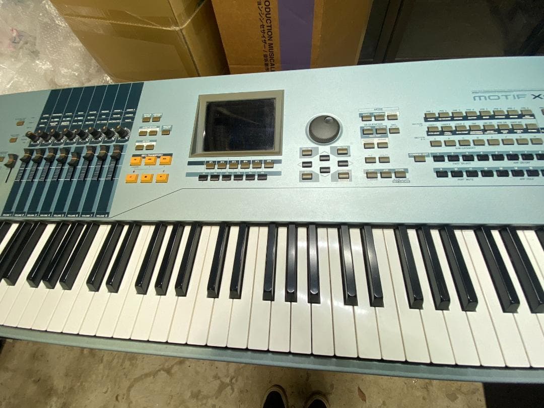 YAMAHA MOTIF XS8 シンセサイザー