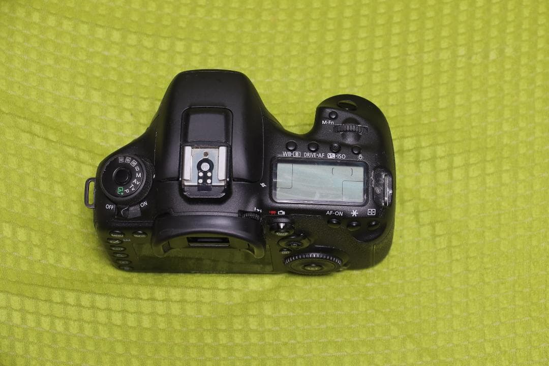 Canon EOS 7D Mark II ボディ