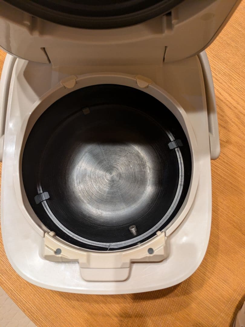 ZOJIRUSHI 圧力IH炊飯器 NW-PU10 23年製 炎舞炊き 5.5合