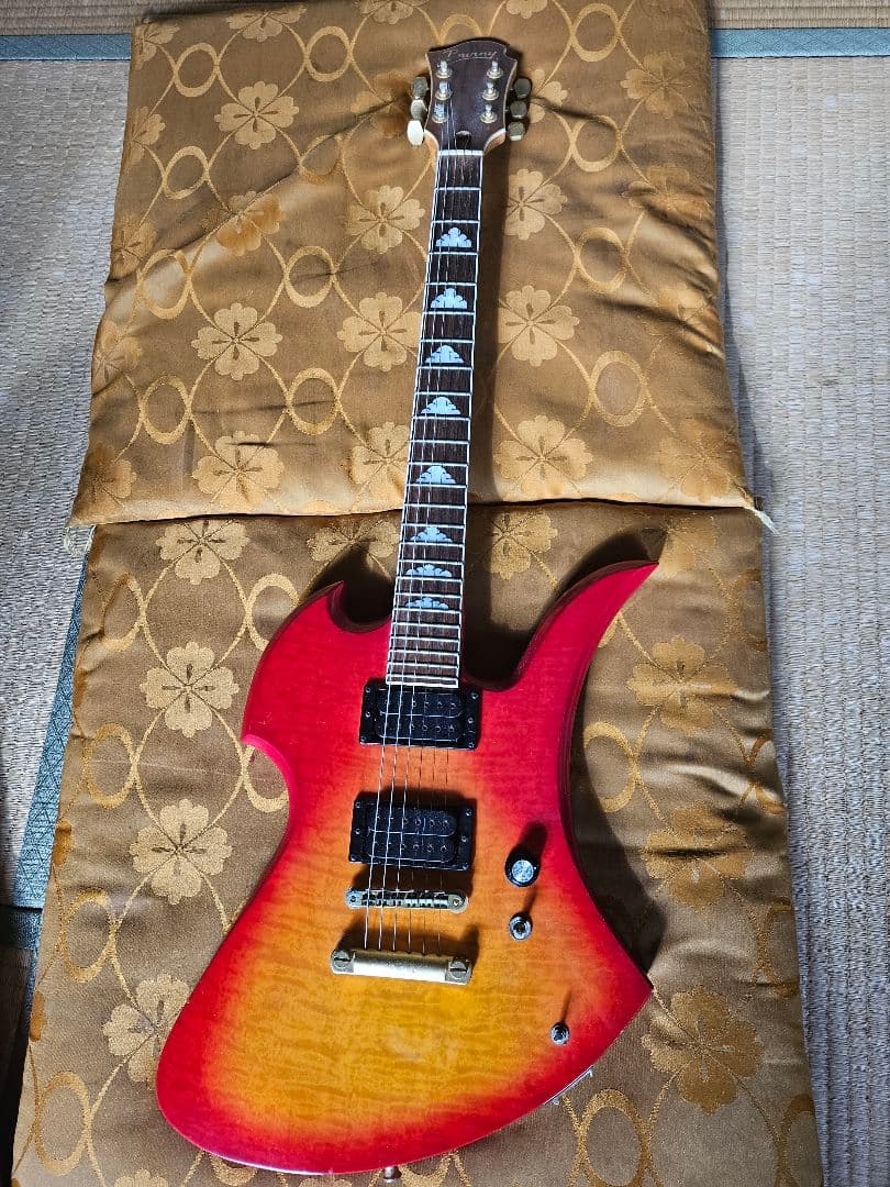 BURNY エレキギター