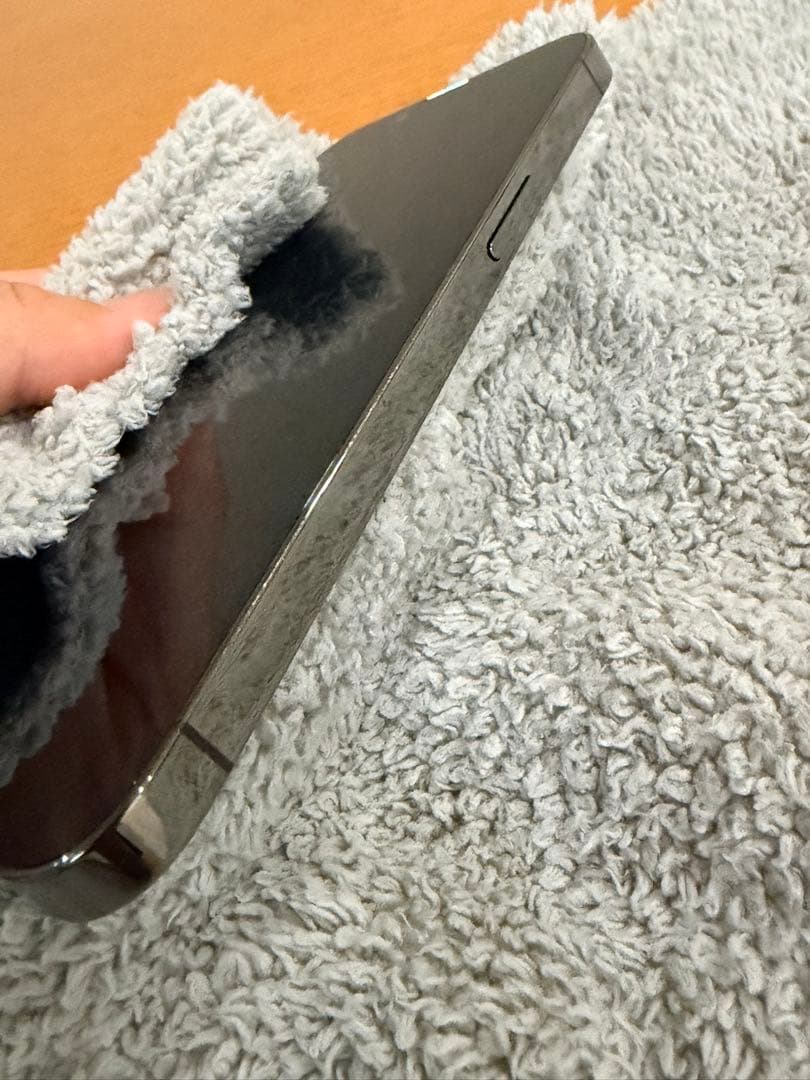 Apple iPhone13Pro グラファイト　256GB