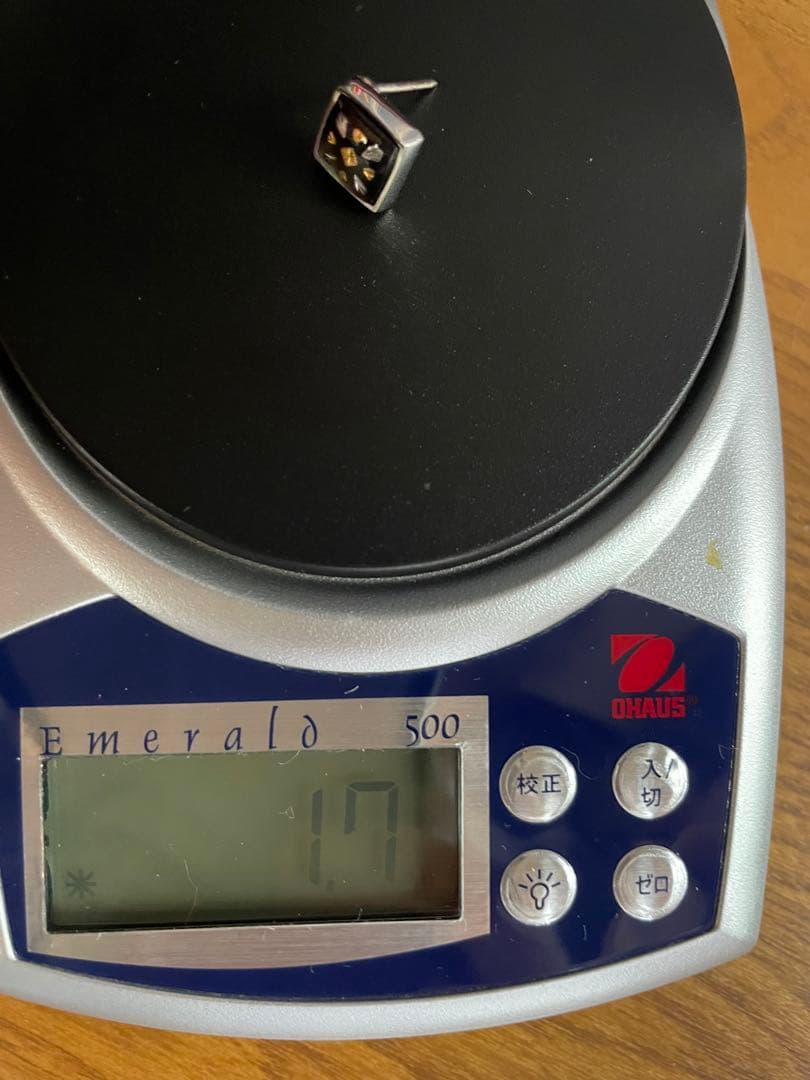 K18製　ピクウェ　ピンブローチ 難あり