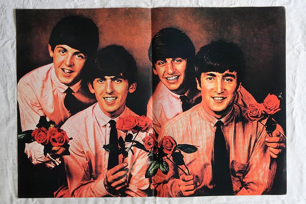 ビートルズ ジャイアント スクラップブック