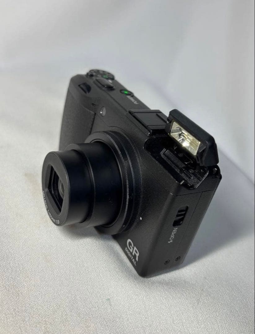 美品　RICOH リコー GR DIGITAL III 3 コンデ
