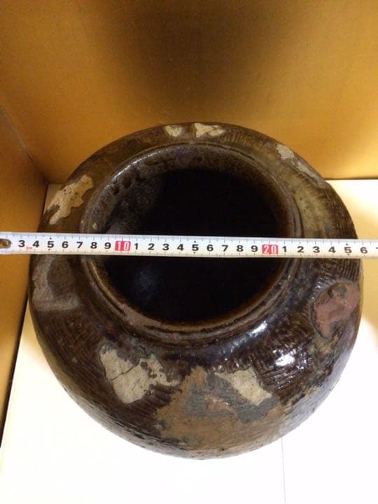 壺　雰囲気良さげです。