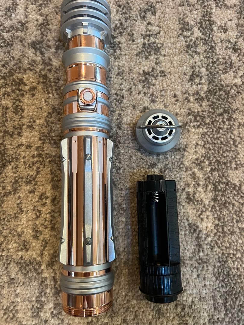 スターウォーズ フォースFXライトセーバー　レイア・オーガナ ブラックシリーズ