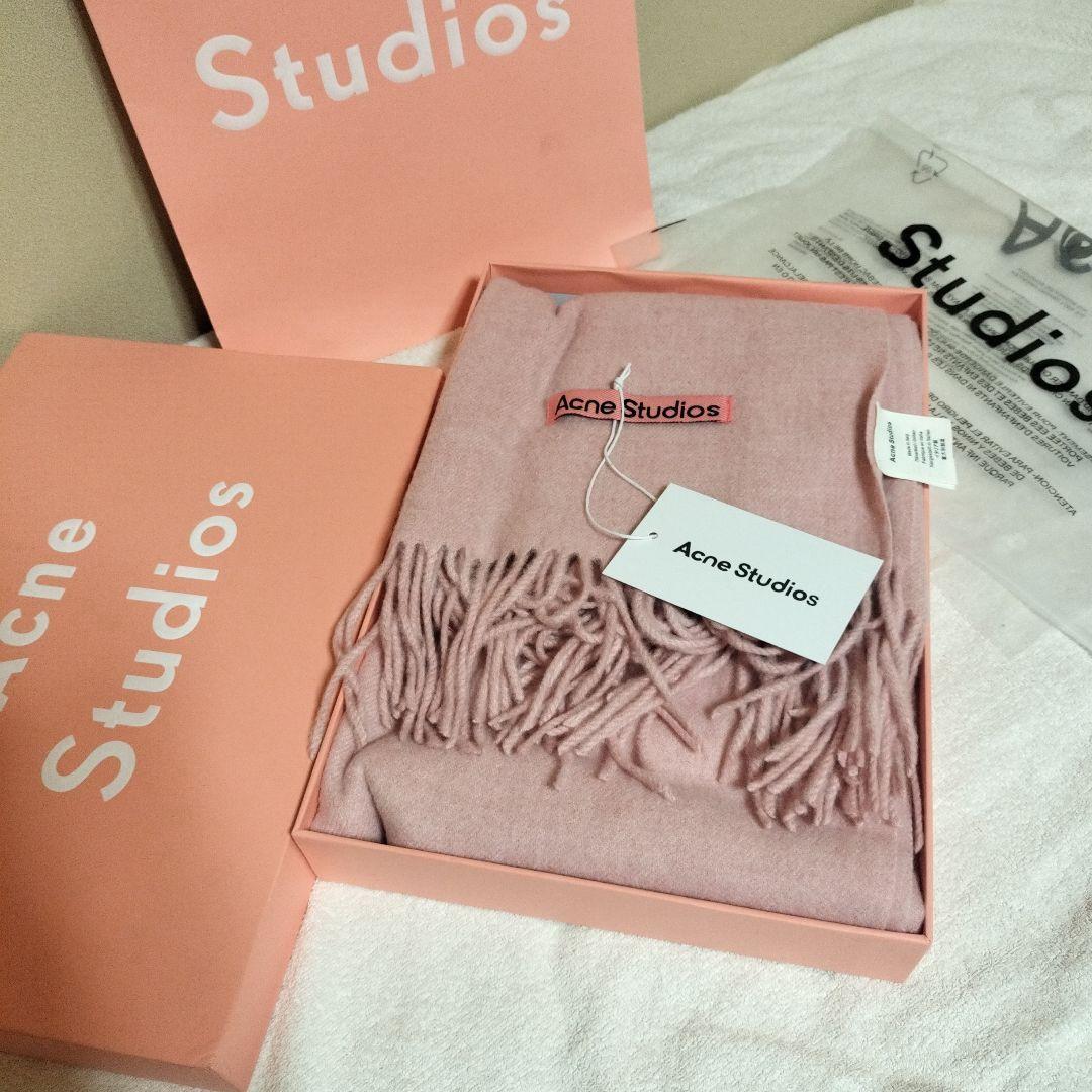 未使用　箱紙袋付き　Acne Studios ピンク マフラー フリンジスカーフ