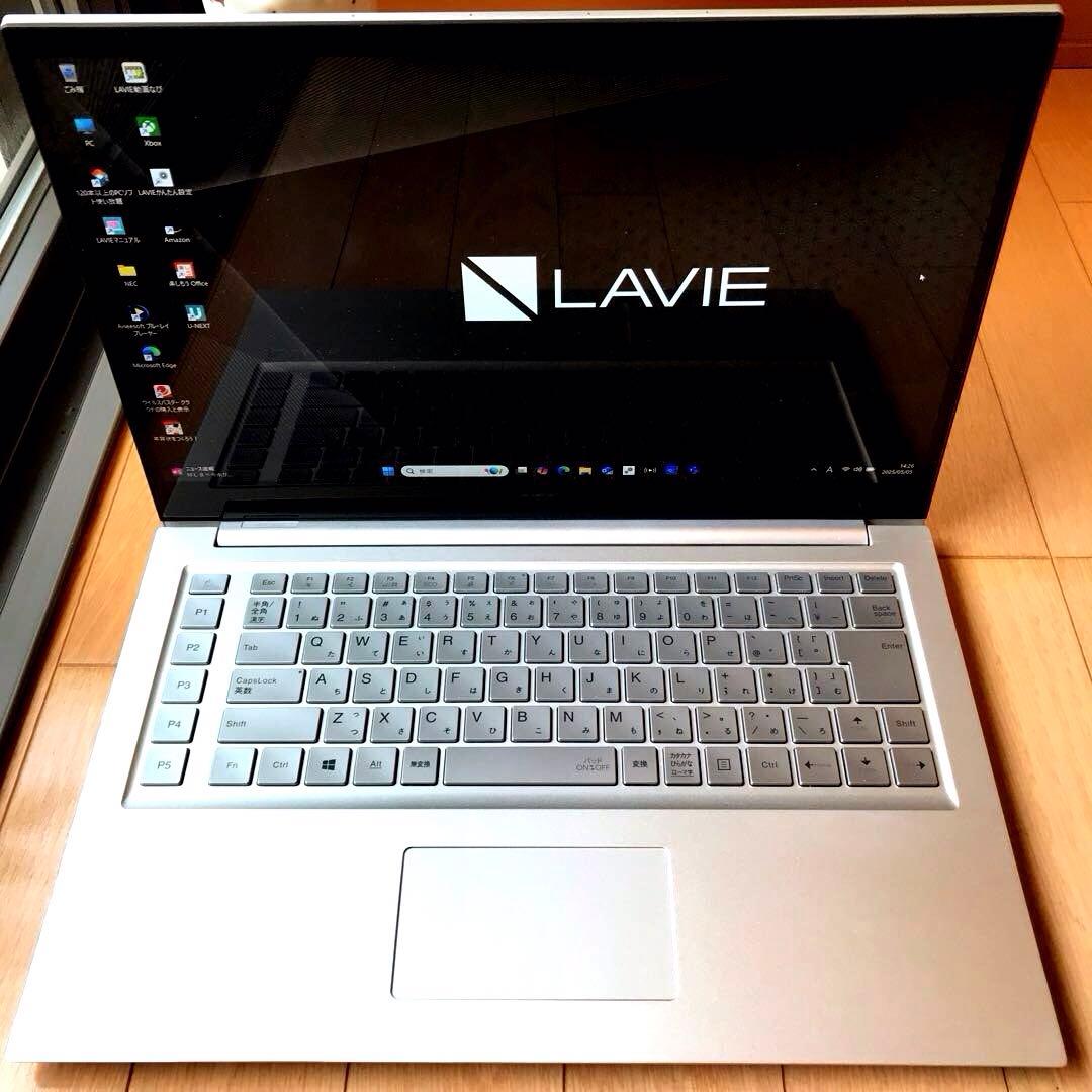 美品LaVieDirect VEGA Corei7【プレミアムミラーガラス天板】