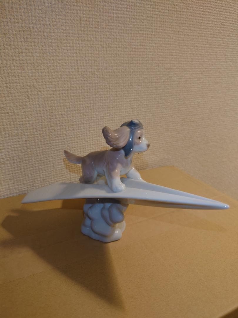 極美品 リヤドロ 可愛いパイロット 犬 紙飛行機