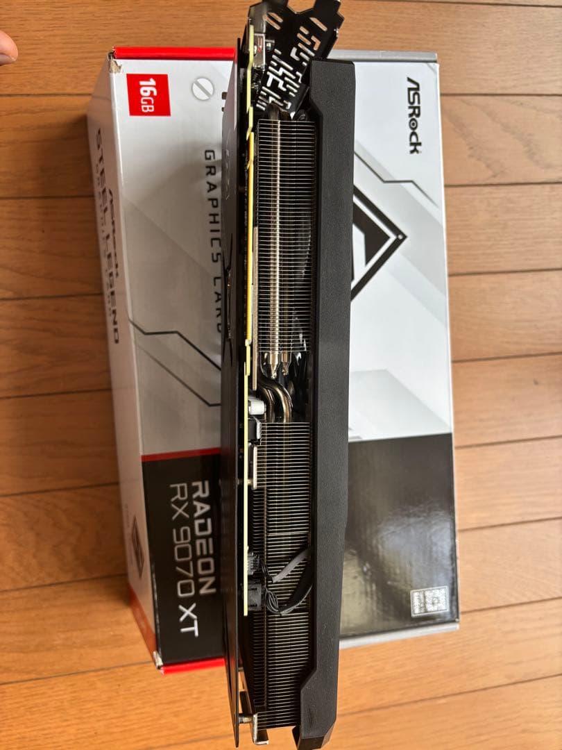 グラフィックボード・グラボ・ビデオカード ASRock RX7800XT 16GB PHANTOM GAMING