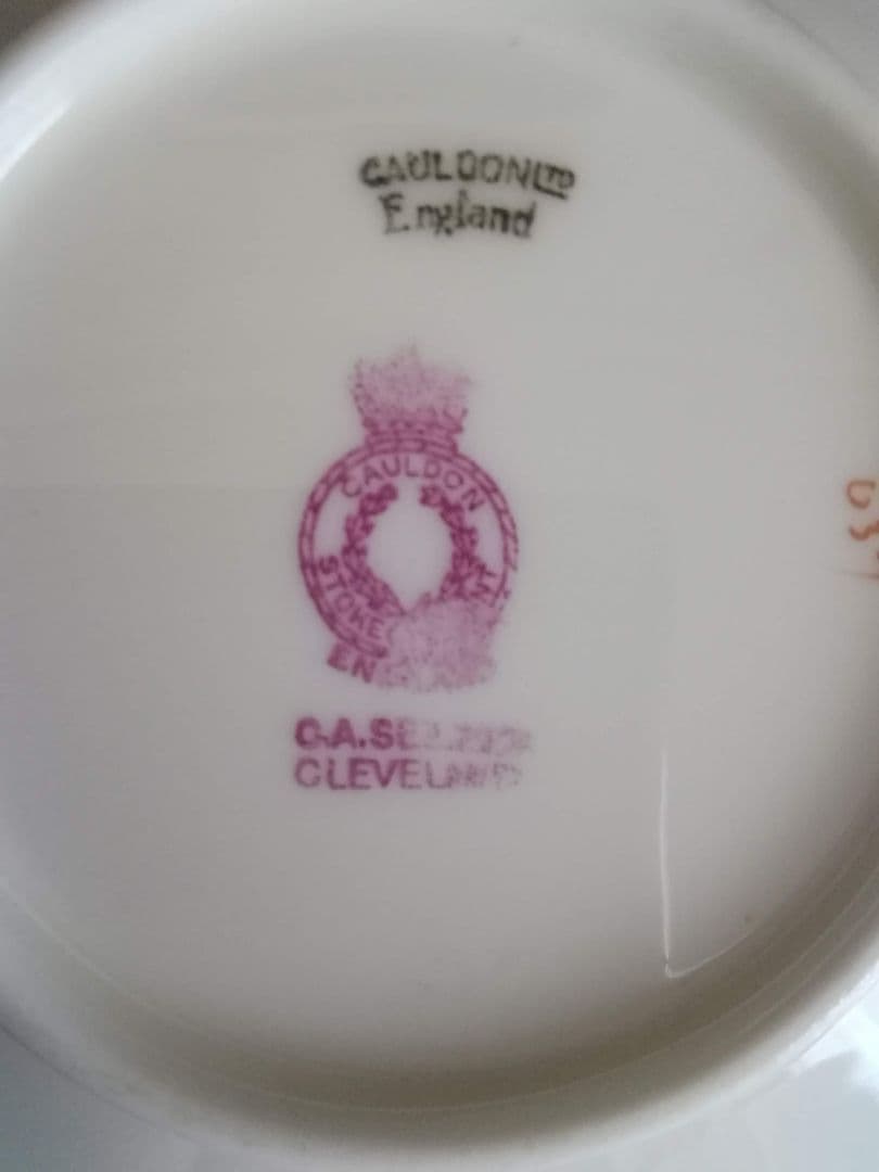 逸品　金彩装飾ハイハンドルC&S　アールデコ　Cauldon　英国アンティーク