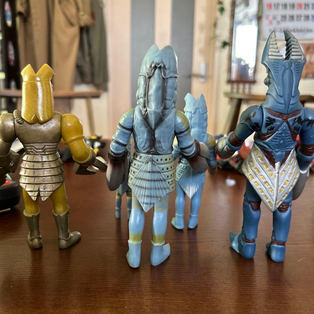 ウルトラマン　ソフビ　怪獣　まとめ売り
