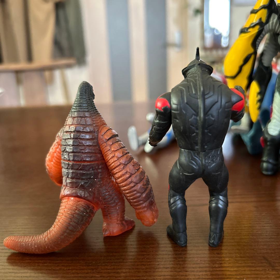 ウルトラマン　ソフビ　怪獣　まとめ売り