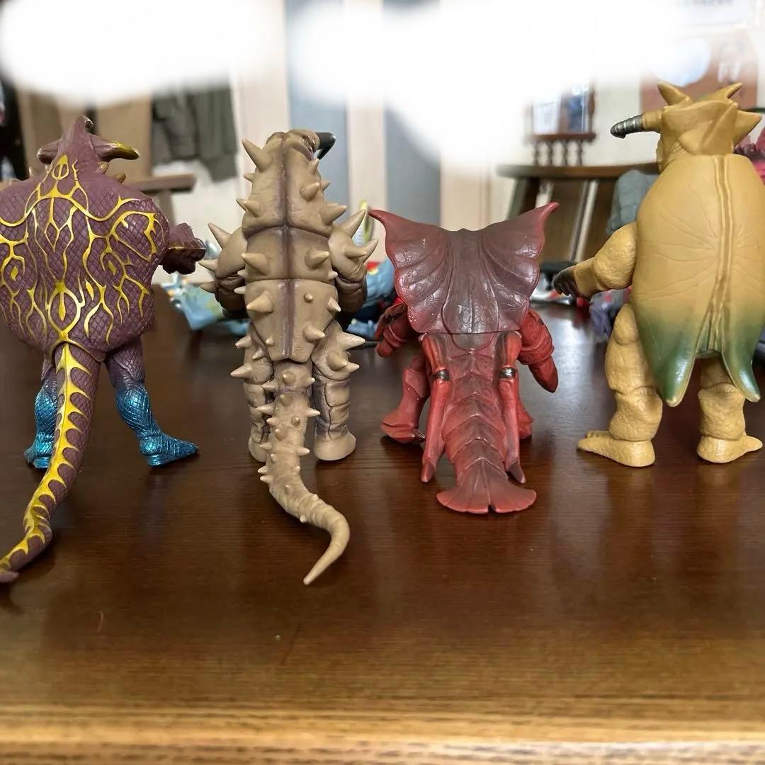 ウルトラマン　ソフビ　怪獣　まとめ売り