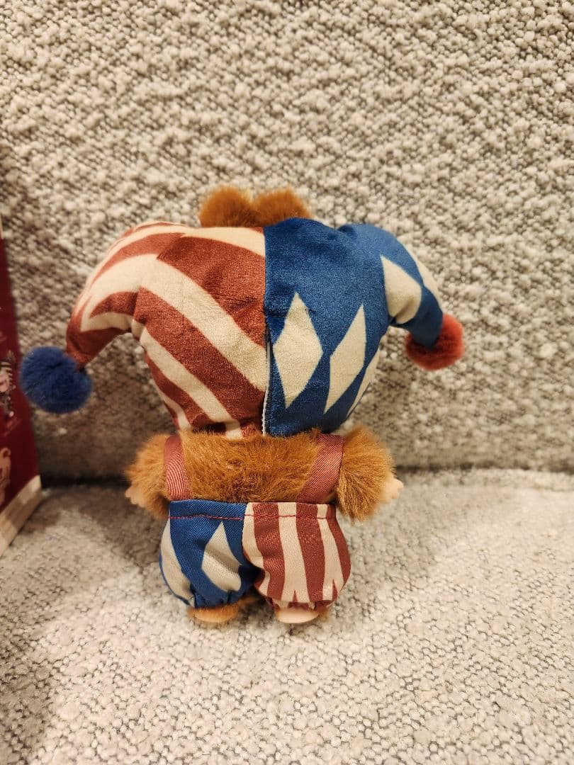 キーホルダー・アクリルキーホルダー POPMART Why So Serious Juggling Clown