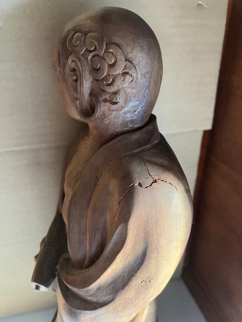仏像　木彫仏像　伝統的な木製彫刻 置物