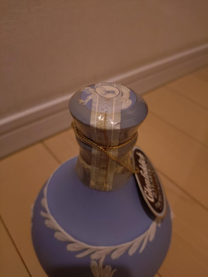 グレンフィディック21年　ウェッジウッド陶器　箱付