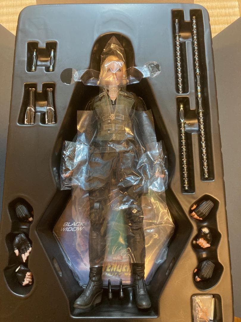 ホットトイズ　ブラック ウィドウ 1/6 アベンジャーズ インフィニイ