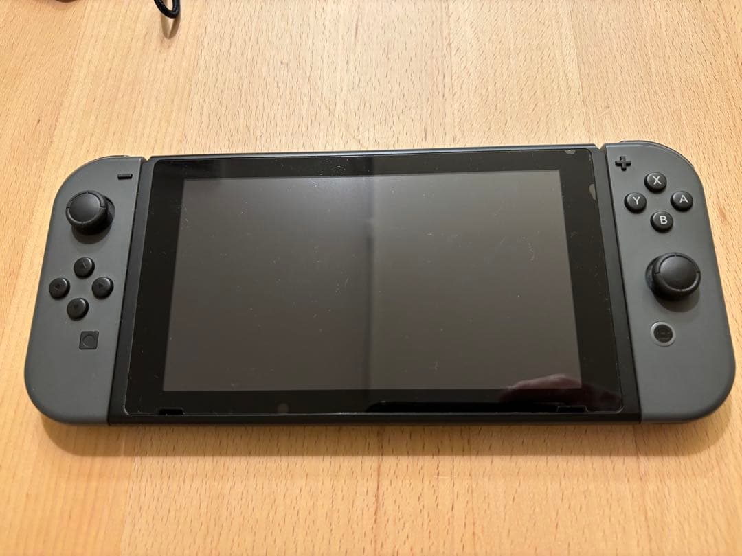 任天堂　Switch 本体　充電器付き