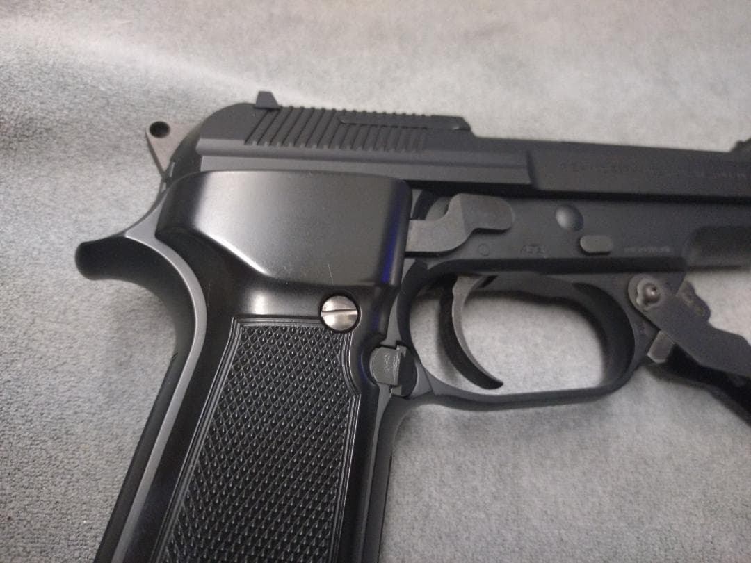 東京マルイ M93R 18歳以上電動ハンドガン オールブラックおまけ付き